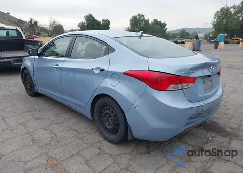 2012 Hyundai Elantra Gls (Ulsan Plant) z USA, uszkodzony, nr VIN KMHDH4AE3CU323866